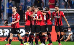 意甲焦点战：那不勒斯VS AC米兰，近期状态大比拼