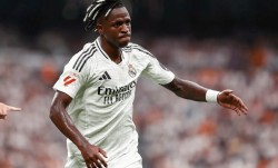 度假推迟续约！皇马头牌飘了！神秘豪门送2亿年薪，不服姆巴佩