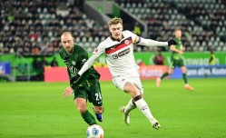 33岁曼联旧将闪耀德甲，沃尔夫斯堡主场2-1险胜圣保利终结两连败