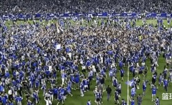 西甲升级决赛大逆转！总比分2球落后，连进3球，升班马惊喜诞生！